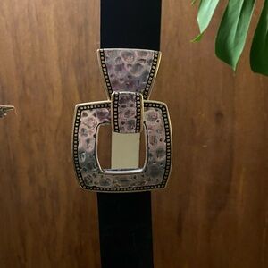 Chico’s Clasp Belt